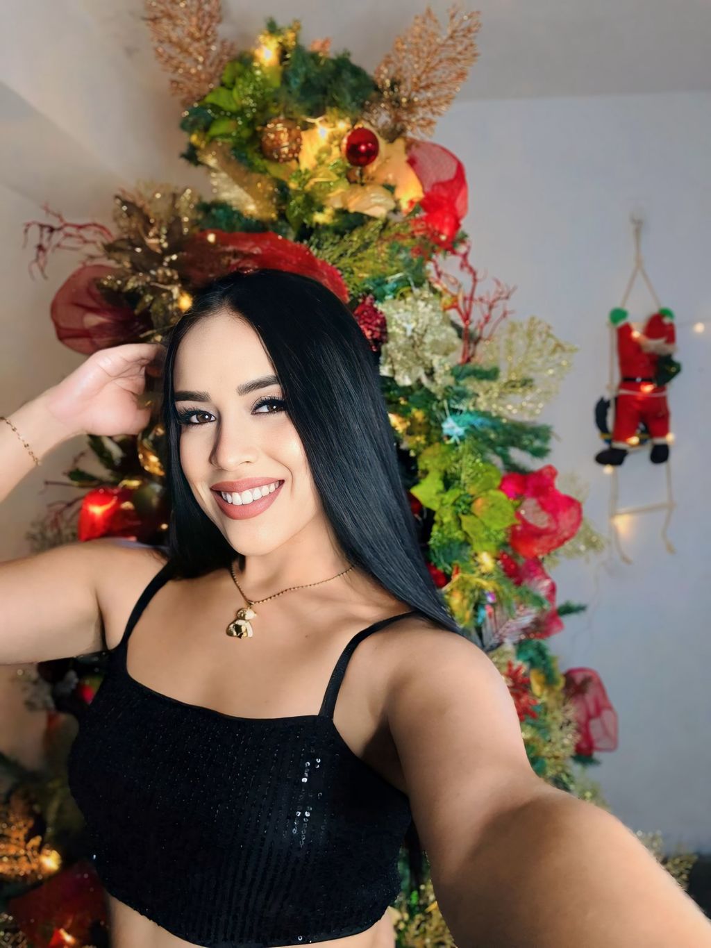 Vanessa, 23