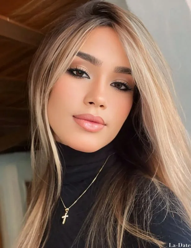 Mariangel Nayari, 19